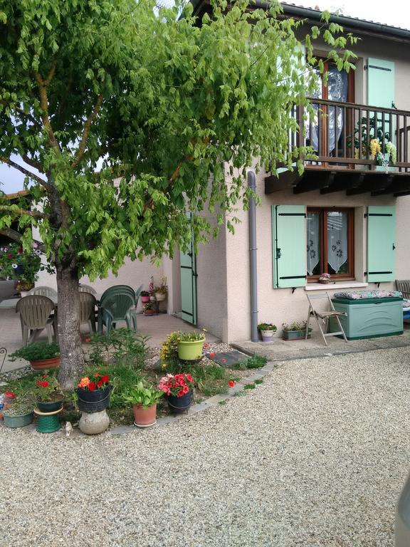 Chambre Chez L'Habitant Ambares-et-Lagrave Exterior foto